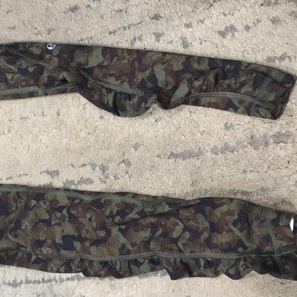 Lululemon Speed Tight III *All Full-On Lux Mystic Jungle Fatigue Green Black - Picture 9 of 15